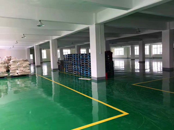 环氧彩砂地坪